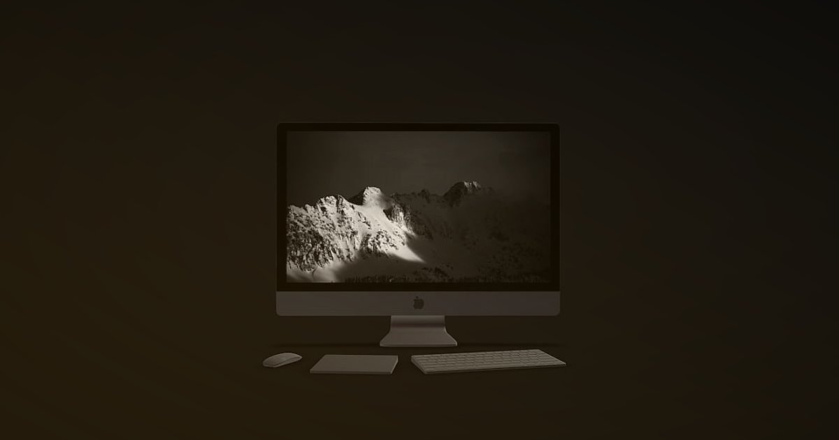 2026: İç Giyim Dropshipping'te Başlangıç Hataları ve Karlı Çözümler - clean and minimalist e-commerce website interface on a desktop screen