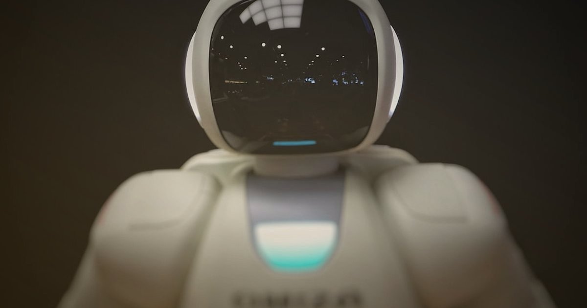 2026'da E-Ticaretin Yeni Yüzü: Yapay Zeka ve Kişiselleştirmenin Yükselişi - AI robot analyzing customer data graphs screen