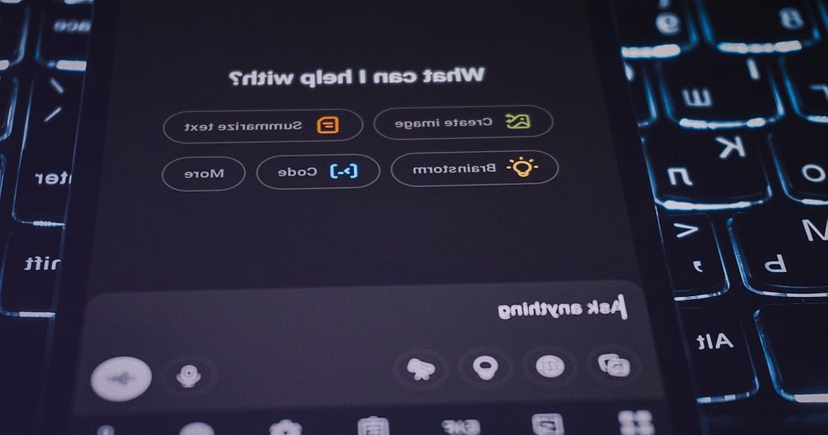 2026'da E-Ticarette Büyüme Fırsatları: Karlı Bir Gelecek İnşa Edin - AI chatbot interface customer service interaction