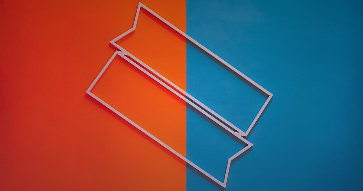 2026'da E-Ticarette Büyüme Fırsatları: Karlı Bir Gelecek İnşa Edin - Multiple marketplace logos connected by arrows diagram