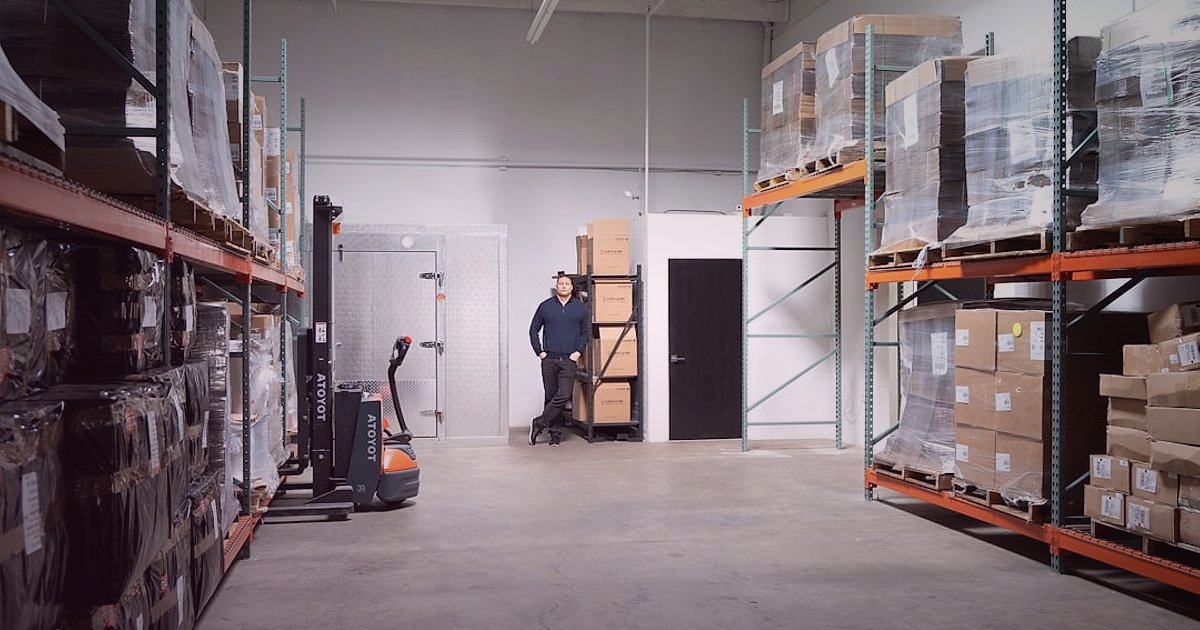 2026'da Pazaryeri Mağaza Optimizasyonu: Görünürlük ve Satış Artışı - warehouse inventory management system dashboard