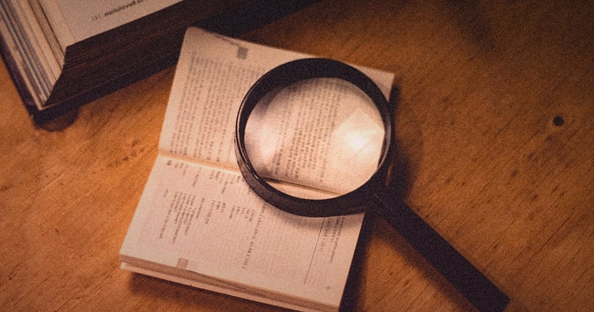 Bayi İçin Şahıs Şirketi: 2026'da Kurulum Rehberi ve Avantajları - magnifying glass over legal document financial statement