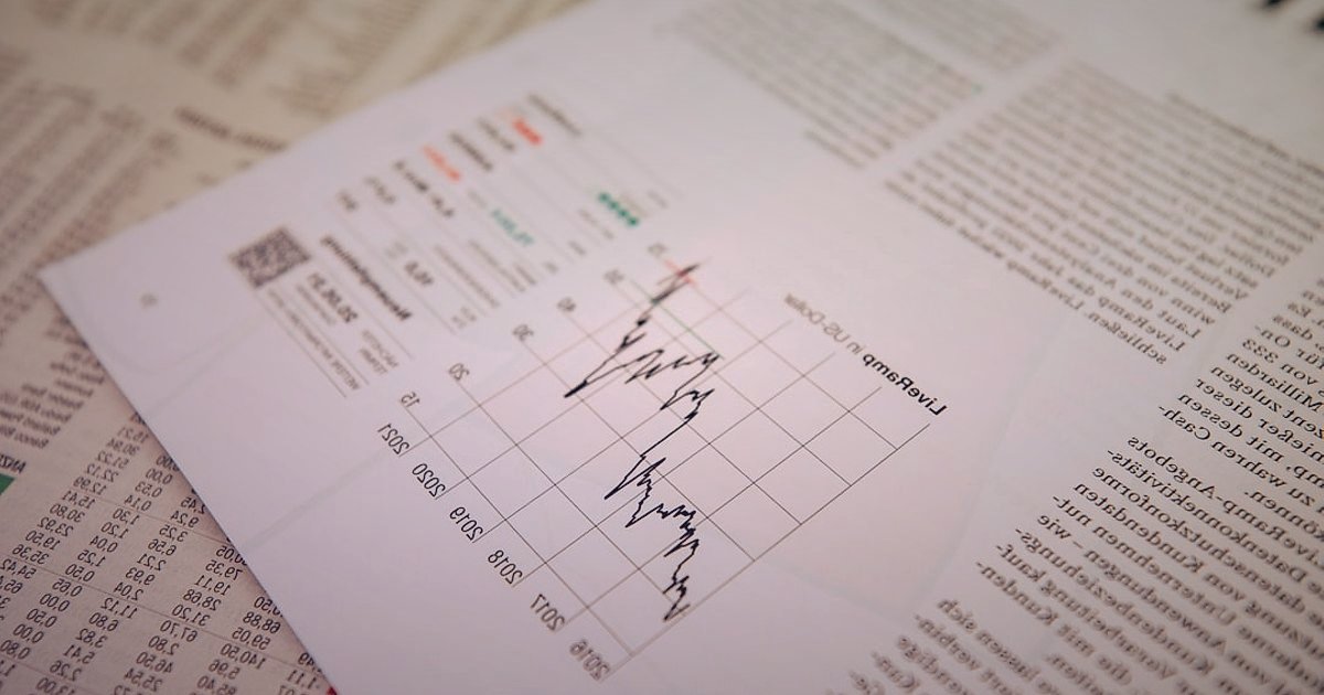 Çiçeksepeti Satıcı Paneli Kullanım Kılavuzu 2026: Yeteneklerinizi Keşfedin! - financial report with charts and graphs