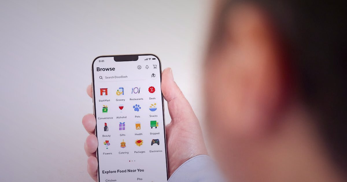 Dijital Pazarlama Trendleri 2026: E-Ticaretin Geleceği Şekilleniyor - voice search optimization for e-commerce