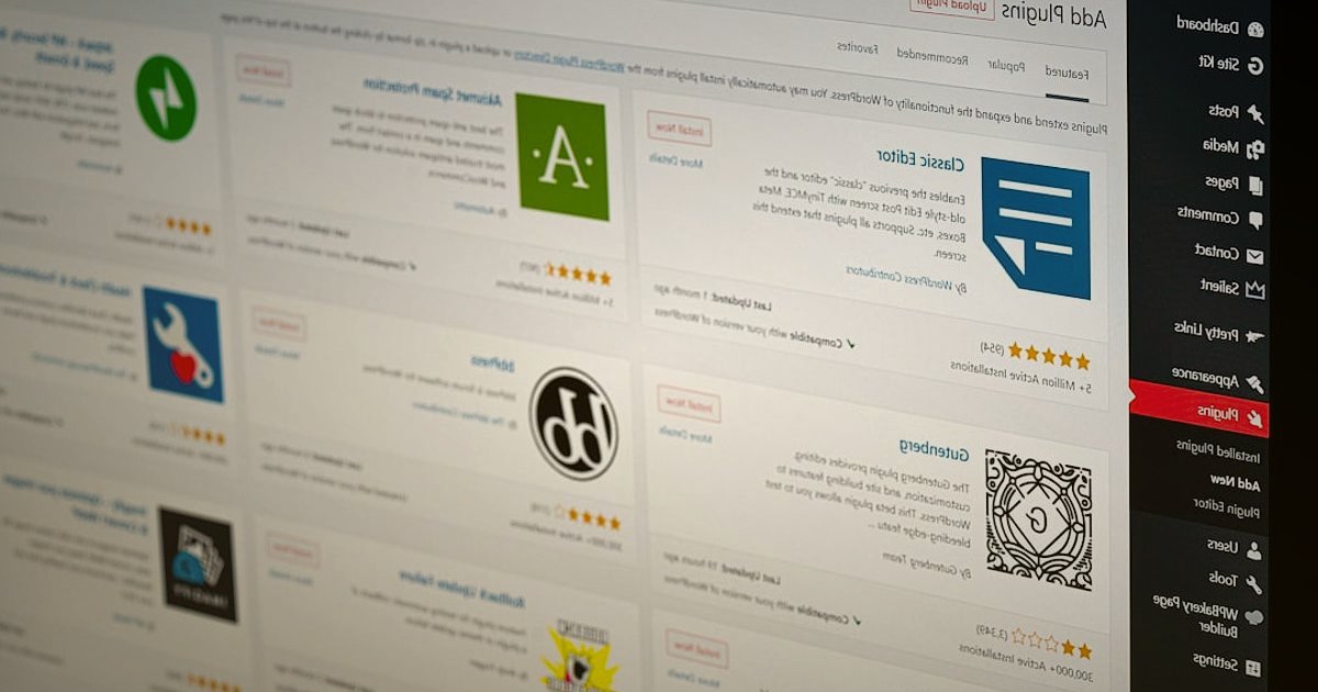 Dropshipping Avantajları & Dezavantajları 2026: Karlılık ve Risk Analizi - competitive online shopping interface with multiple product listings side-by-side
