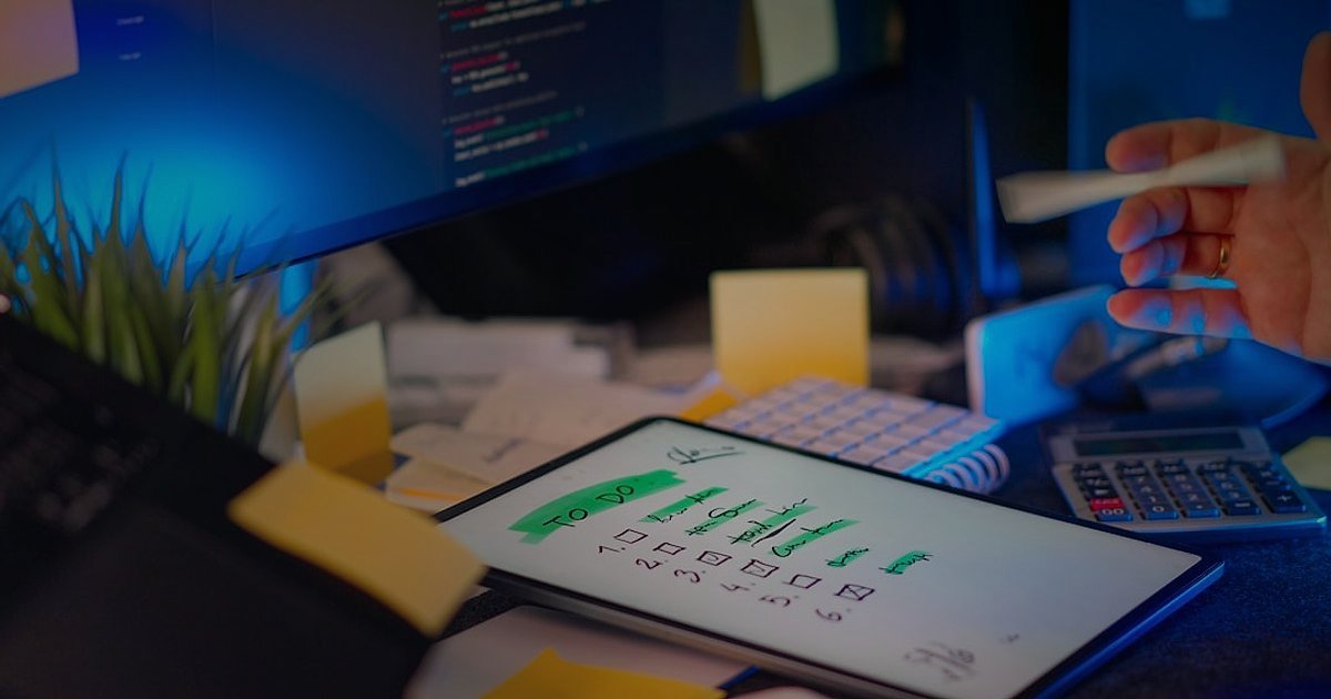 Dropshipping.gen.tr: 2026'da Tedarikçi Bulma ve Entegrasyon Devrimi - person reviewing financial reports with charts on a desk