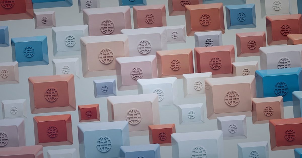 Dropshipping.gen.tr ile 2026'da E-Ticaret Fırtınası: Avantajlı Başlangıç Rehberi - neatly arranged rows of colorful product packaging boxes on a clean white table
