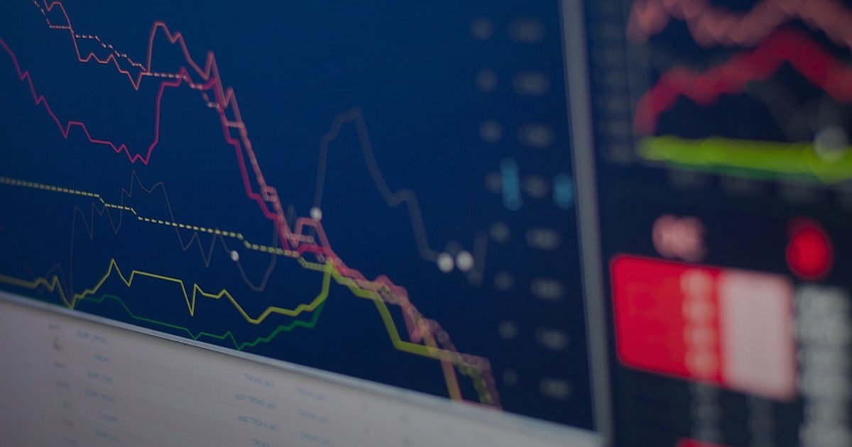 E-Ticarette Yapay Zeka Devrimi: 2026'da Sektörü Yeniden Şekillendiren Teknolojiler - Business intelligence dashboard with interactive charts and data visualization