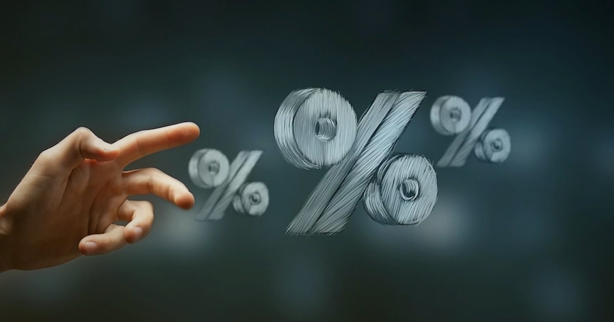 Elektronik Aksesuar Dropshipping Kâr Marjı 2026: Karlı Bir Başlangıç Rehberi - competitive pricing chart with arrows pointing up