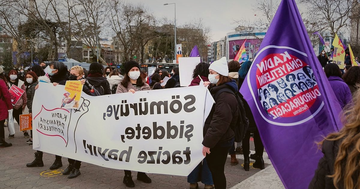 Instagram ve TikTok İle E-Ticaret Satışınızı 2026'da Nasıl Artırabilirsiniz? - sosyal medya pazarlama toplantısı