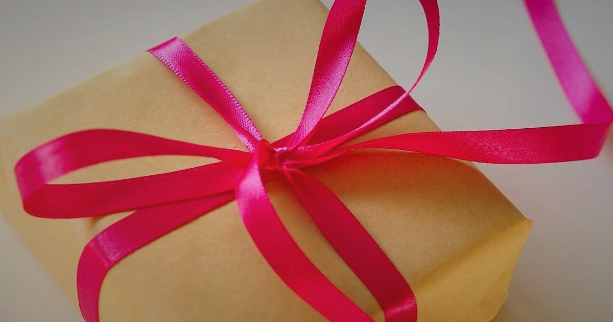 Kutu & Organizer Pazarında Farklılaşma: 2026'da Rekabette Öne Çıkmanın Sırları - premium gift wrapping unboxing experience studio