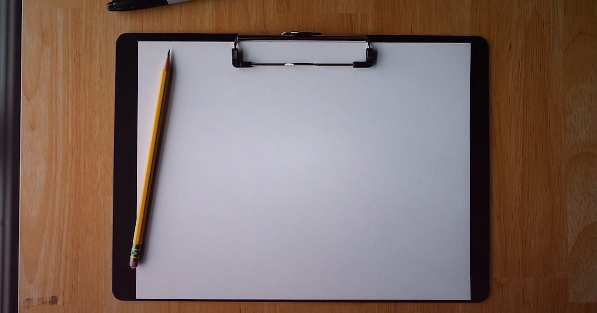KVKK Uyumlu E-Ticaret: 2026'da Kişisel Veri Güvenliği Rehberi - clipboard with checklist data entry