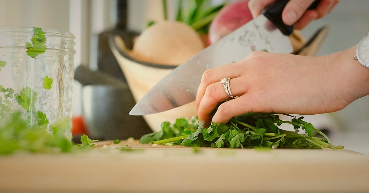 Mutfak Gereçleri Nişinde 2026 Sezonluk Kampanya ve Satış Takvimi: Kârınızı Zirveye Taşıyın! - new year resolutions cooking healthy food kitchen
