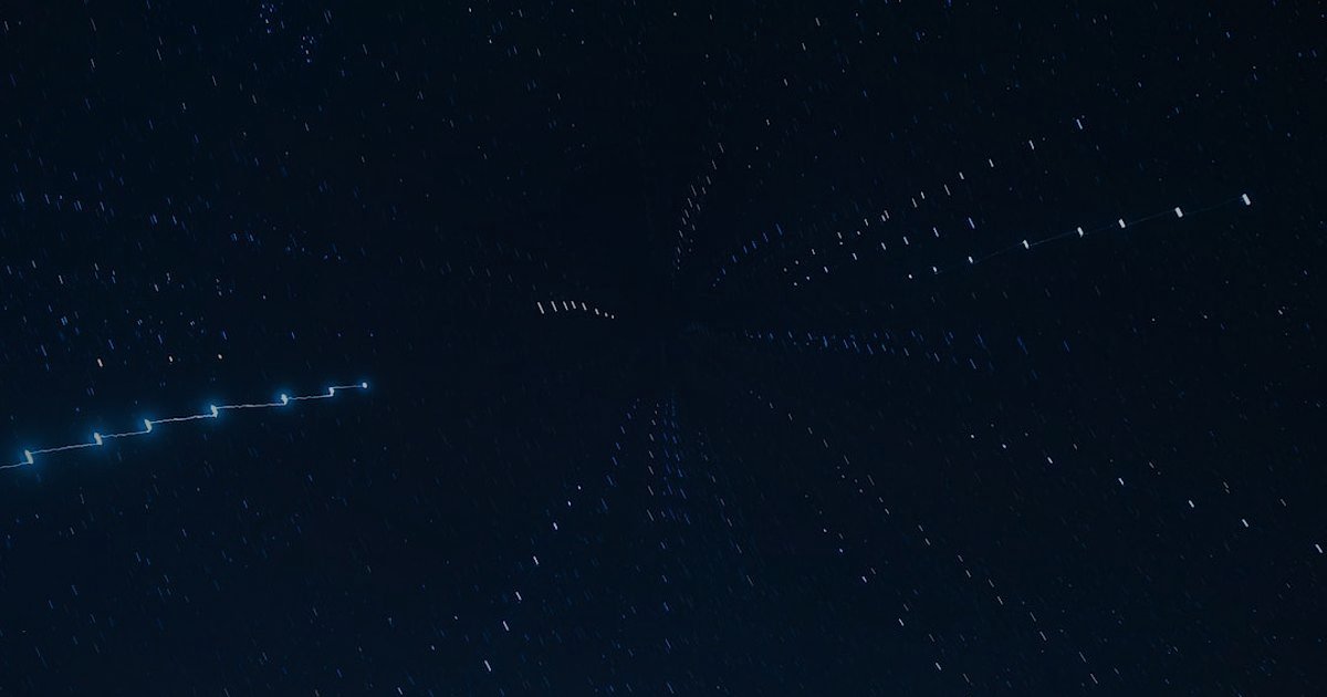 Pazaryeri Komisyon Oranları 2026: Karlılığınızı Maksimize Edin - abstract futuristic digital network connections