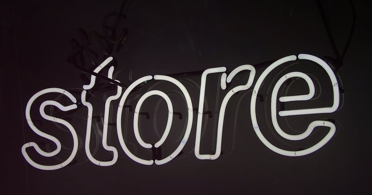 Pazaryeri Mağaza Optimizasyonu: 2026'da Satışları Uçuracak Stratejiler - diverse price tags hanging in a retail store display