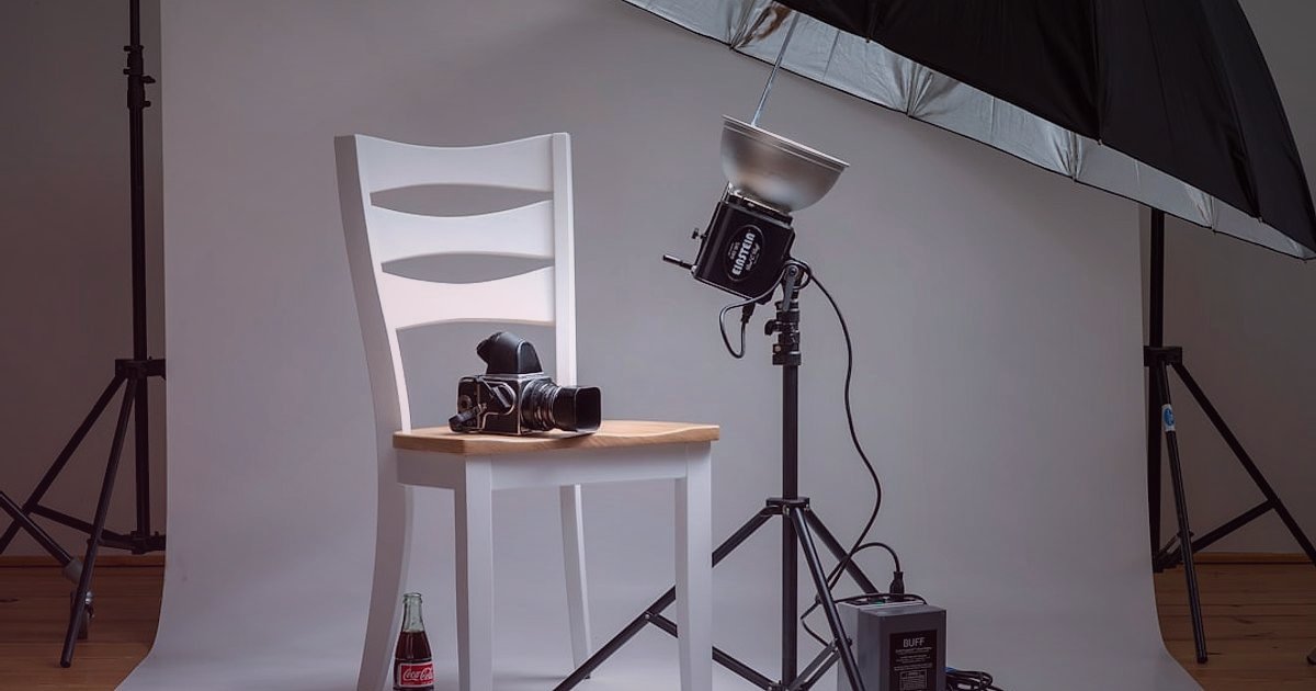 Pazaryeri Ürün Listeleme 2026: Satışları Patlatan SEO Teknikleri - high resolution product photography studio setup lighting