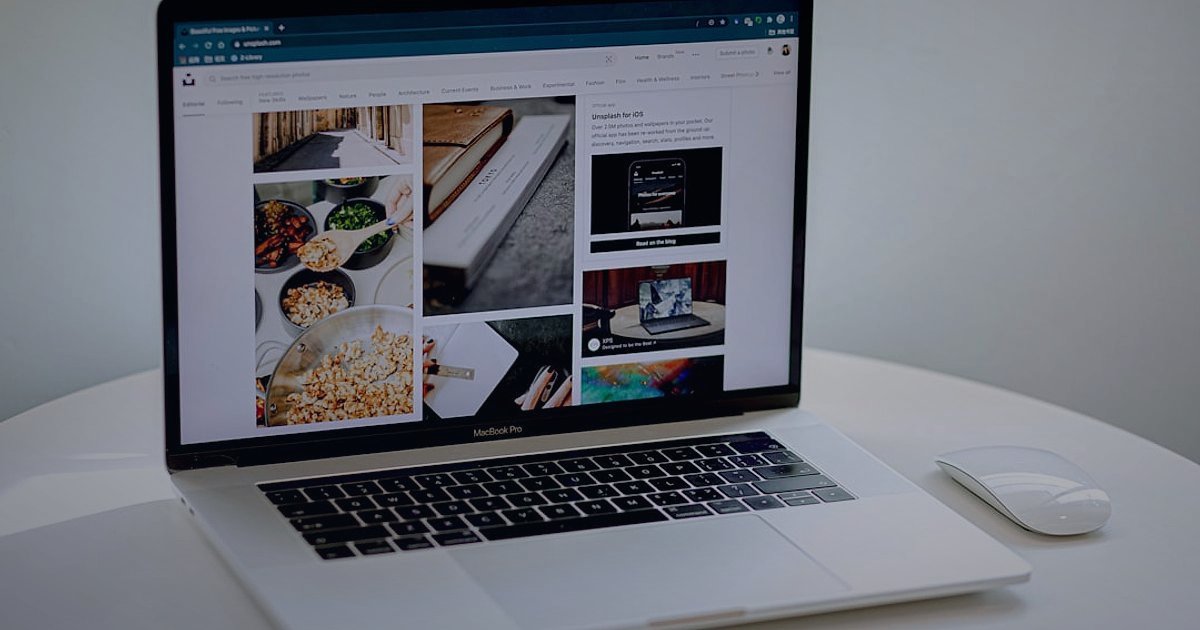 Pazaryeri Ürün Listeleme: Satışları Patlatan 7 Kritik Adım (2026) - busy online marketplace product catalog browsing