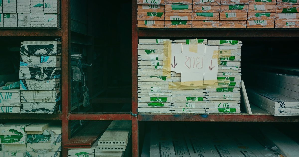Silikon & Derz Dolgu Stok Sürekliliği: Dropshipping'de 2026'da Rakipsiz Kalın - Official certification stamps on construction materials packaging