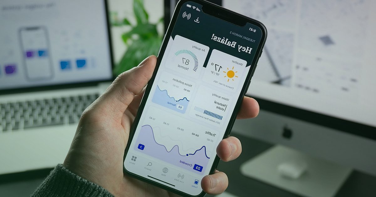 Yüz Serumu Fiyatlandırma Sırları: Kâr Marjı Hesabı 2026 - smartphone displaying e-commerce analytics dashboard